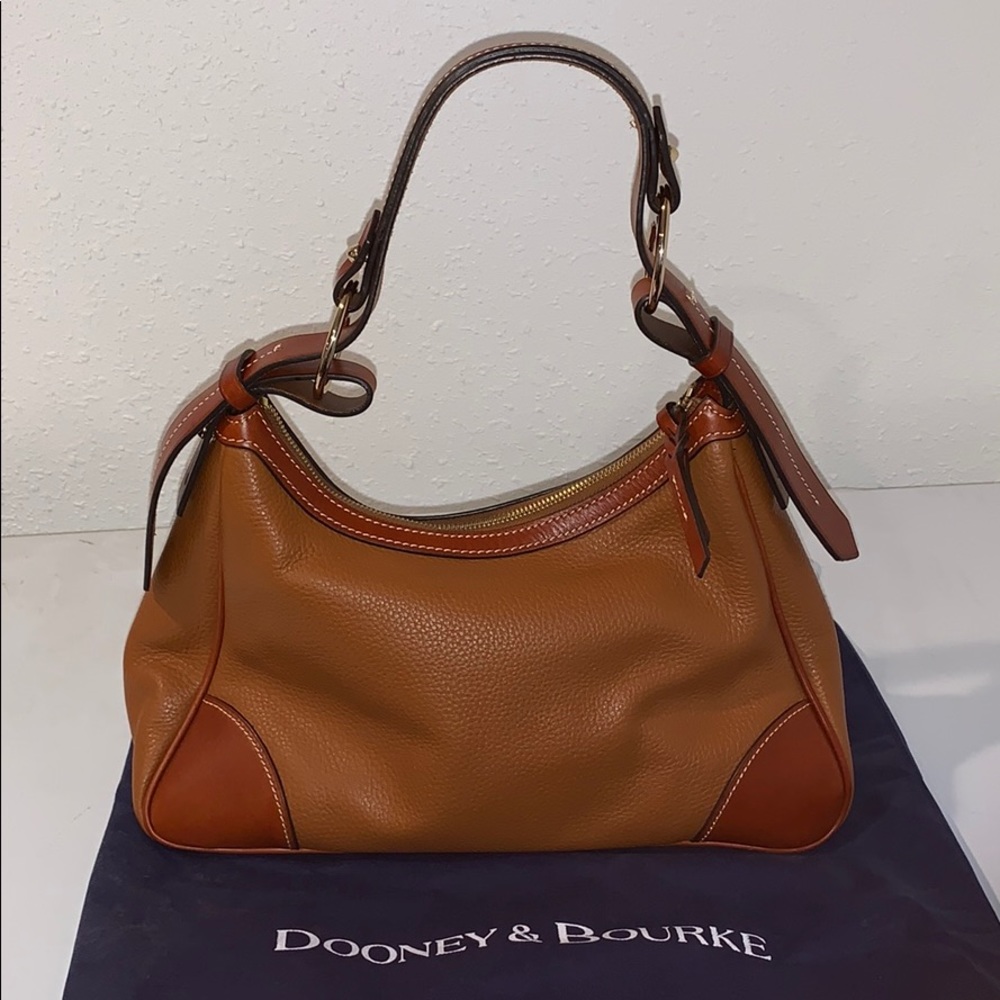 Authentic Dooney & Bourke Shoulder Bag - Picture 3 of 7